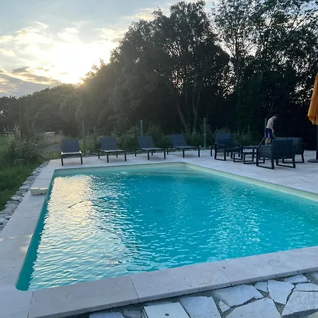 Сasa de vacaciones Gite Les Pelats *